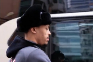 广东男篮今日兵发上海 贝兹利帽子抢镜