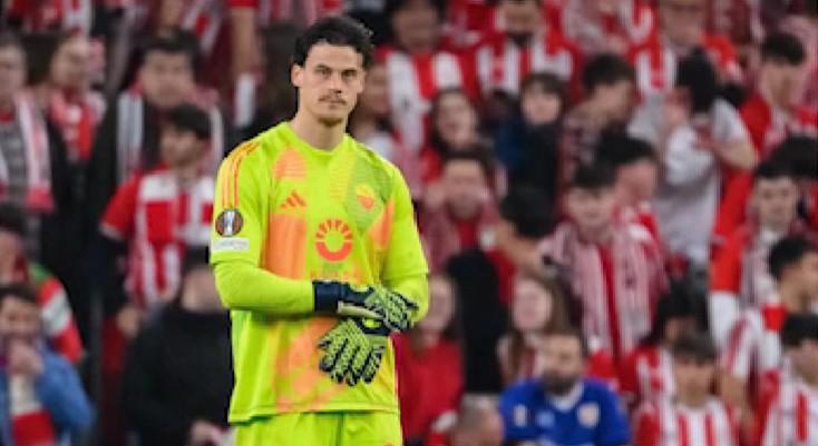 xingkong-罗马门将斯维拉尔的奇案：意甲门神，却无归属的国脚身份