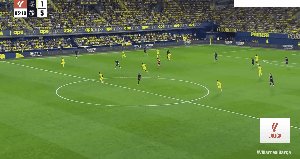 1727047785582074752.gif barcelona 83.gif
