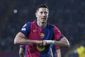 每体：莱万&amp;费兰都在周一加练，下轮西甲选择谁首发将是一大难题